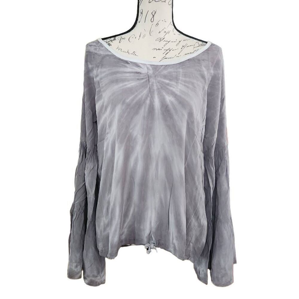 Chaser Ladies Size Medium Gray Tie Dye Long Bell Sleeve Silk Blouse